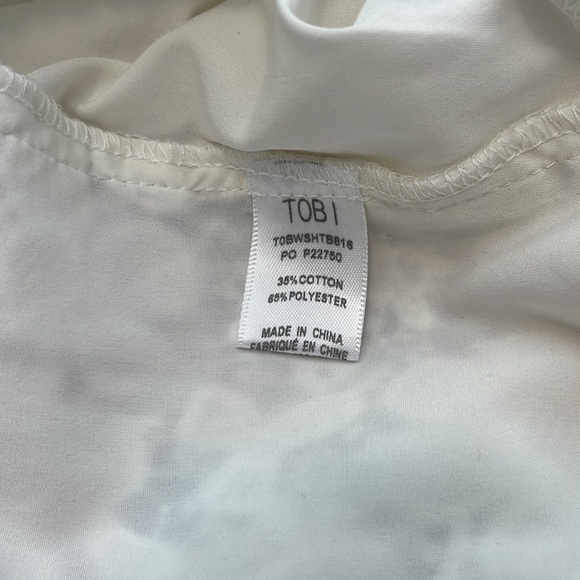 NWT Tobi White Crochet Floral Detail Stretch Waistband White Shorts Size Small - Picture 6 of 6